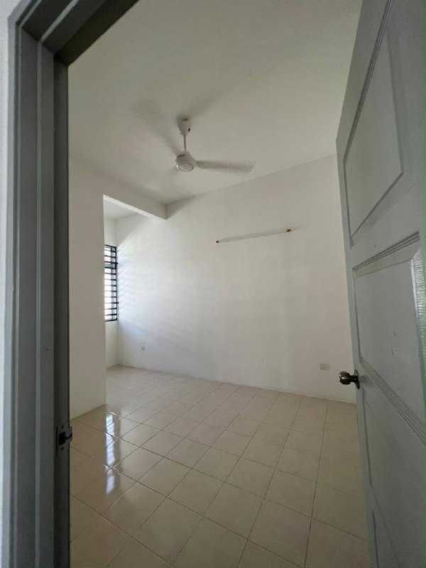 TAMAN SURIA FIRUS 📍 | SEMI-D | BELOW MARKET VALUE RM50,000 2