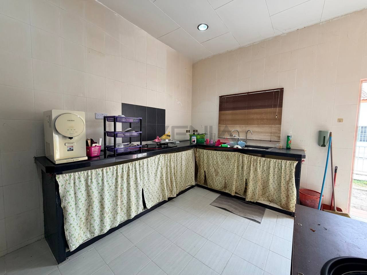 ▪️1 KM TAMAN AWAM BPJ HILLPARK 📍 | RENOVATED | TERES SETINGKAT | BELOW MARKET VALUE RM280,000 | ZERO DEPOSIT | BOOKING 1K 10