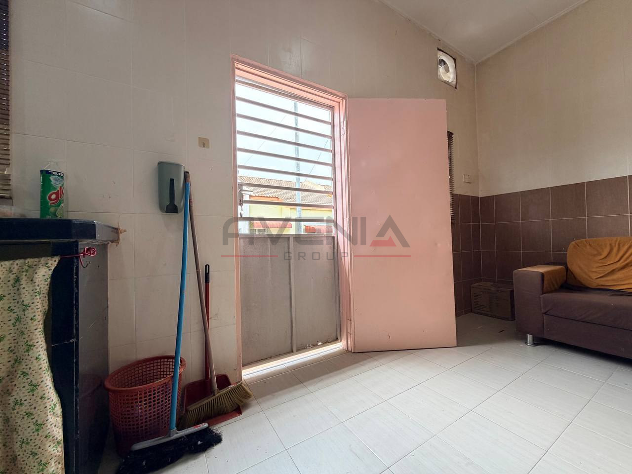 ▪️1 KM TAMAN AWAM BPJ HILLPARK 📍 | RENOVATED | TERES SETINGKAT | BELOW MARKET VALUE RM280,000 | ZERO DEPOSIT | BOOKING 1K 13